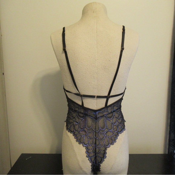 ✨Fenty lingerie✨BUNDLE✨ - Picture 10 of 16